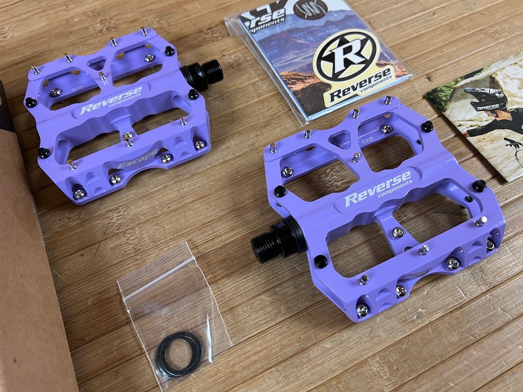 reverse pedale lila Components Escape Plattformpedale / Flieder – RTF Bikeparts Option Bremslicht:Ohne CX-30 da es im Bereich Delay Pedals For Sale