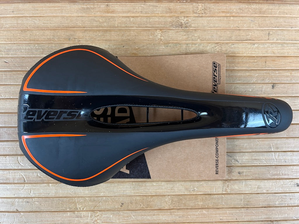 reverse mtb sattel Reverse AM Ergo Sattel schwarz / FOX orange – RTF Bikeparts