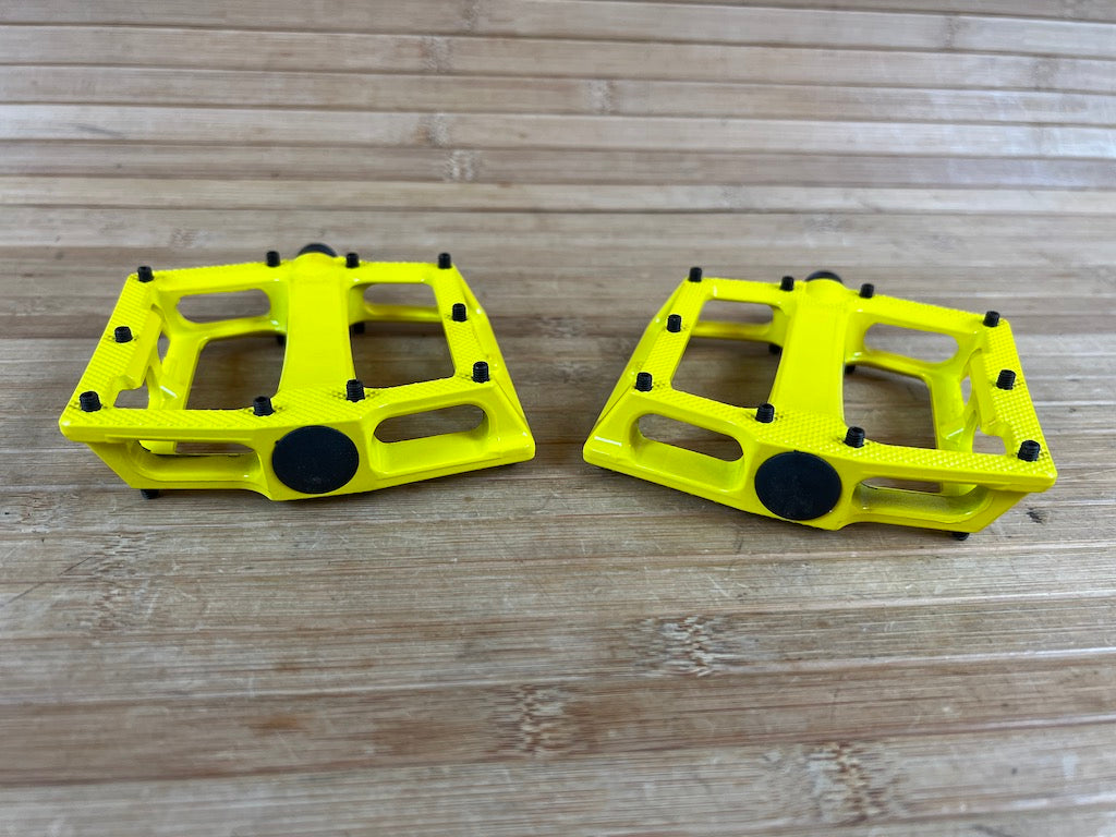 reverse pedal super shape-3d Reverse Components Super Shape 3D Plattformpedale / Pedale gelb – RTF  Bikeparts
