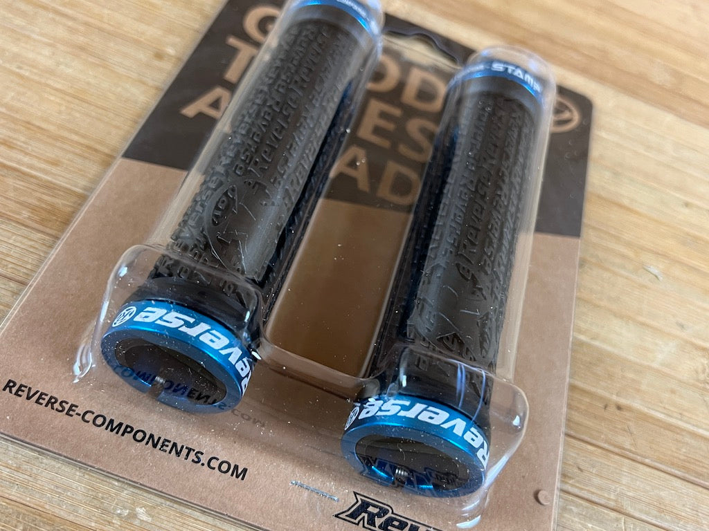 Reverse Stamp Single Lock-On Griffe 30mm black / blue – RTF Bikeparts