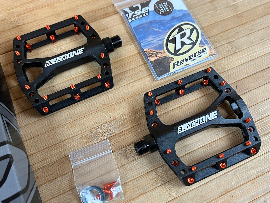 reverse pedale orange Reverse Components Black One Plattformpedale / Pedale schwarz/orange – RTF  Bikeparts