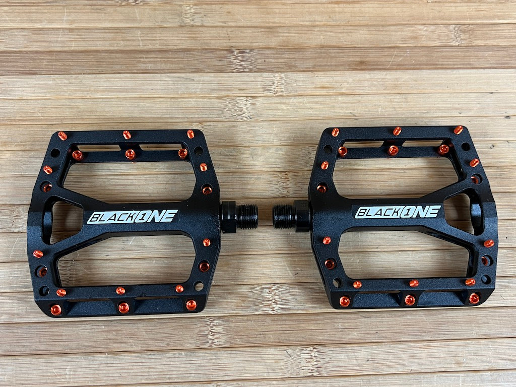 reverse pedale orange Reverse Components Black One Plattformpedale / Pedale schwarz/orange – RTF Bikeparts