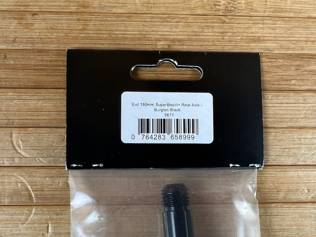VOOR 「EVIL L」 Burgtec Evil 180mm SuperBoost+ Rear Axle / Achse Black / schwarz