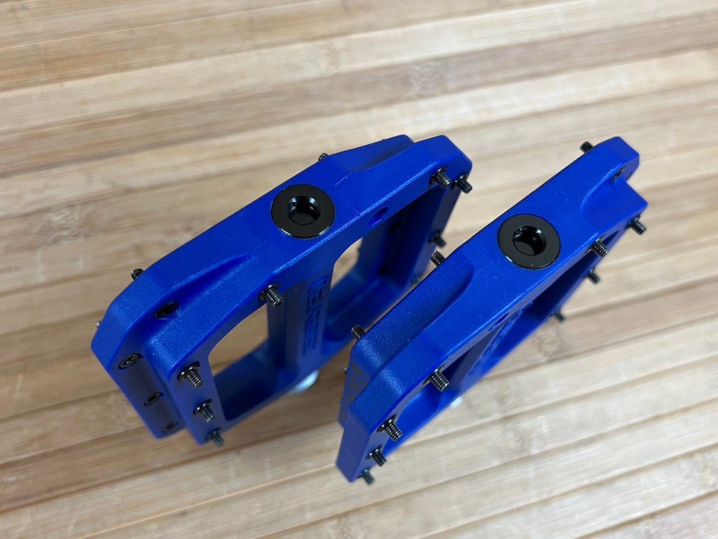 bmx pedale blau Burgtec MK4 Composite Flat Pedals / Pedale deep blue / blau – RTF Bikeparts
