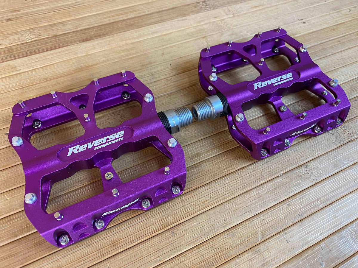Reverse Components Escape Plattformpedale / Pedale lila – RTF Bikeparts