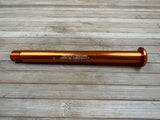 Burgtec FOX Boost Achse / Axle PRE 2021 orange