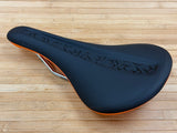Peaty's Monarch Sattel Titan MX orange