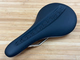 Peaty's Monarch Sattel Titan MX grau