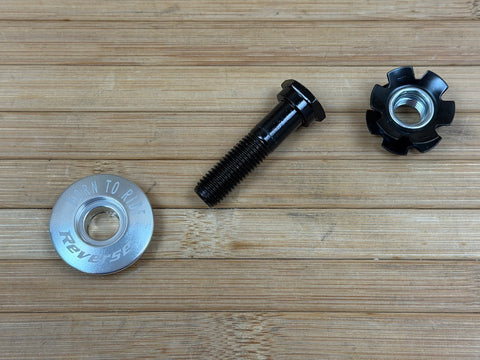 Reverse Steuersatzkappe Barspin TopCap zur Leitungsdurchführung silber