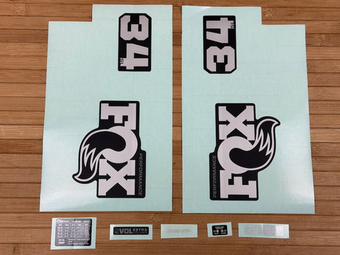 Fox Decal Kit 34 SL 2026 P-S Graues Logo / Matte Black Fork