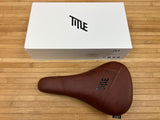 Title JS1 Sattel Dark Brown / dunkelbraun