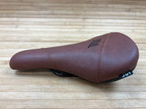 Title JS1 Sattel Dark Brown / dunkelbraun
