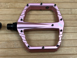 Title Connect Plattformpedale / Pedale pink
