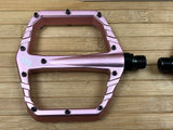 Title Connect Plattformpedale / Pedale pink