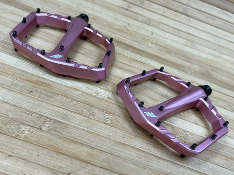 pedale rosa Title Connect Plattformpedale / Pedale pink – RTF Bikeparts