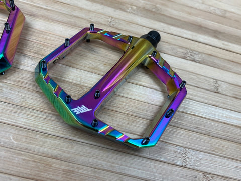pedale rainbow Title Connect Plattformpedale / Pedale Oilslick / Rainbow – RTF Bikeparts