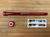 Burgtec Santa Cruz V10 Steckachse / Wheel Axle 182mm Red