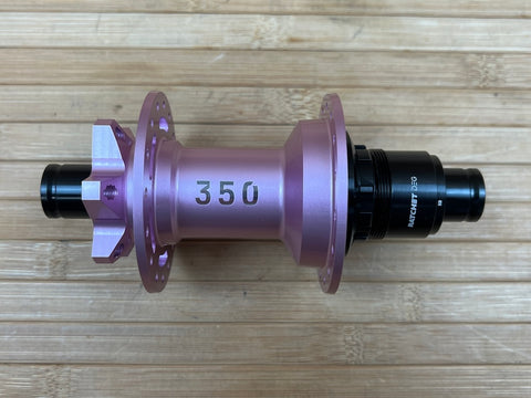 DT Swiss 350 Limited Edition DEG HR Nabe pink Boost 148x12 – RTF