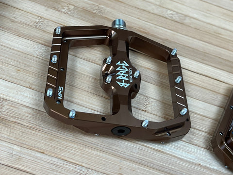 brage pedals Burgtec MK5 Penthouse B-Rage Flat Pedals / Pedale kash bronze – RTF Bikeparts