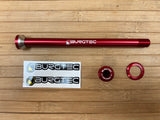 Burgtec Canyon 173mm Rear Axle / Achse rot