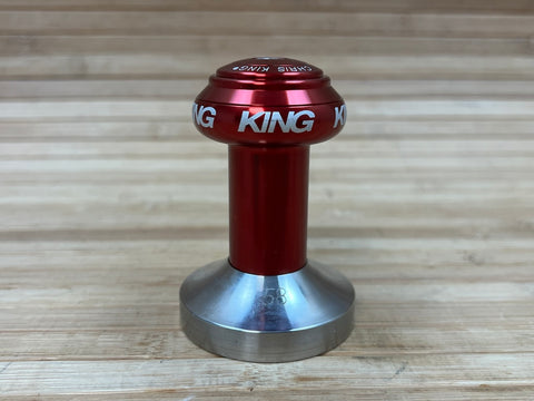 Chris King Espresso Tamper 58mm rot