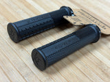 Peaty's Monarch Grip Knurl Thin Black Griffe schwarz