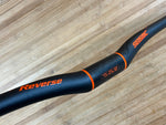 Reverse Seismic Carbon Lenker 810mm / 35mm Black / Fox Orange