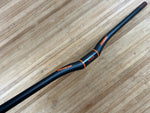 Reverse Seismic Carbon Lenker 810mm / 35mm Black / Fox Orange