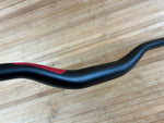 Reverse Base Lenker 790mm / 35mm black / red