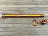 Burgtec Propain 175mm Rear Axle / Achse orange