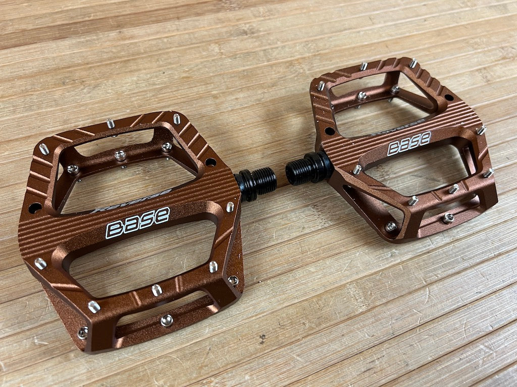 Reverse Components Base Plattformpedale / Pedale copper – RTF Bikeparts