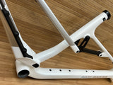 Rocky Mountain Element Carbon 2025 Rahmen Gr. L white grey 29"
