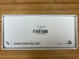 Title JS1 Sattel schwarz