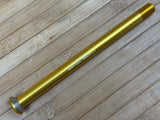 Burgtec Specialized 174,5mm Rear Axle / Achse gold
