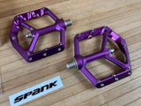 Spank Oozy Trail Reboot Pedale / Plattformpedale purple