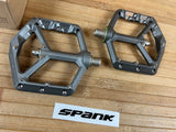 Spank Oozy Trail Reboot Pedale / Plattformpedale gun metal