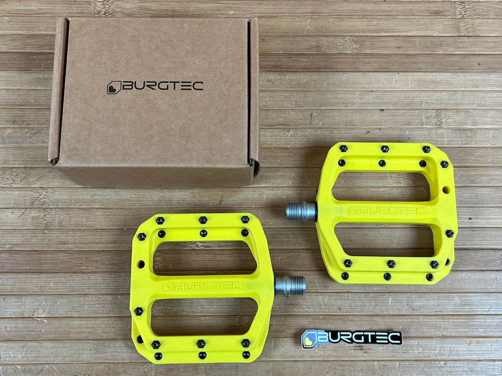 Burgtec MK4 Composite Flat Pedals / Pedale yellow / gelb neon