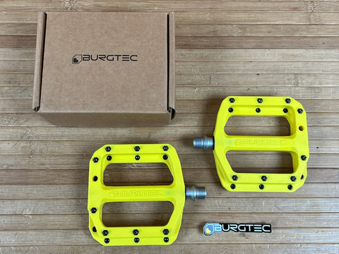 flat pedale neon gelb Burgtec MK4 Composite Flat Pedals / Pedale yellow / gelb neon – RTF Bikeparts