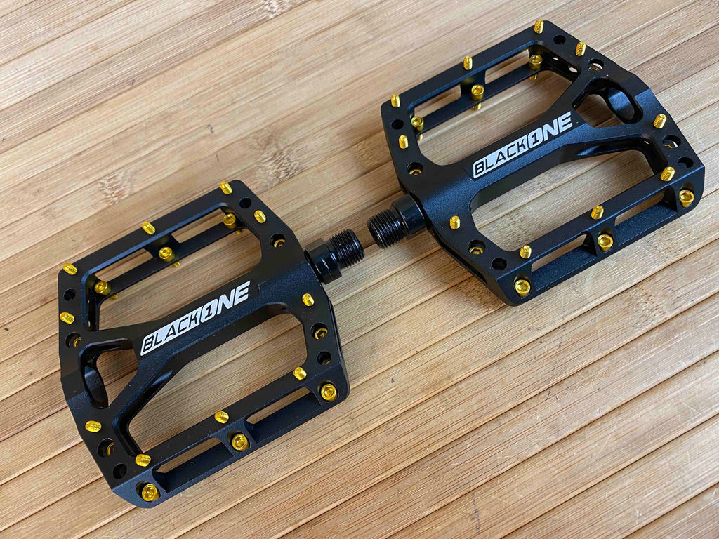 fahrrad pedale schwarz Reverse Components Black One Plattformpedale / Pedale schwarz/gold – RTF Bikeparts
