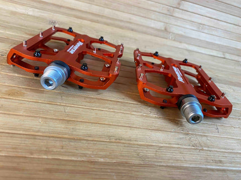 Reverse Components Escape Plattformpedale / Pedale orange – RTF Bikeparts