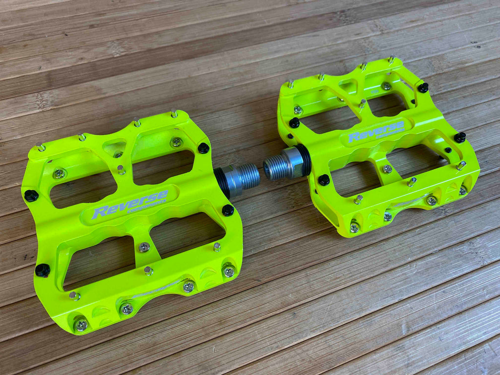 neongelbe pedale Reverse Components Escape Plattformpedale / Pedale neongelb – RTF Bikeparts
