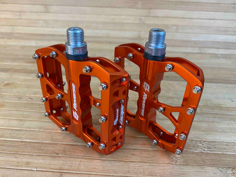 plattform pedale orange Reverse Components E-Escape Plattformpedale / Pedale orange – RTF Bikeparts