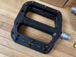 Burgtec MK4 Composite Flat Pedals / Pedale black