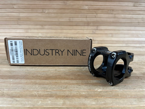 Industry Nine A35 Vorbau schwarz 40mm